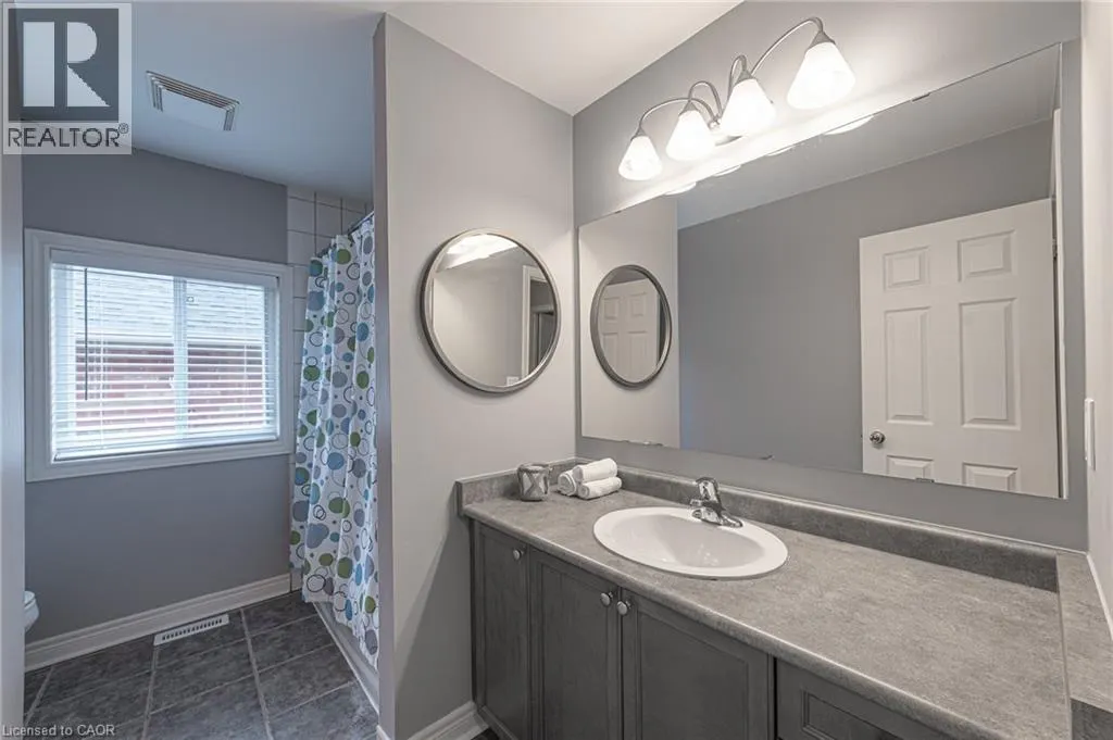 120 SUNDIAL Crescent
