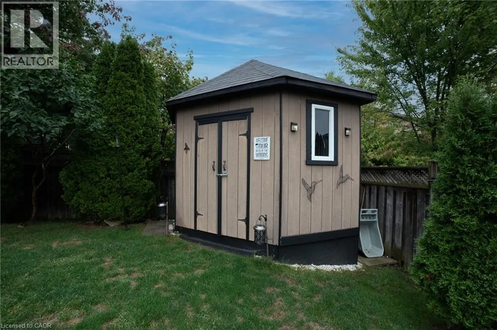 120 SUNDIAL Crescent