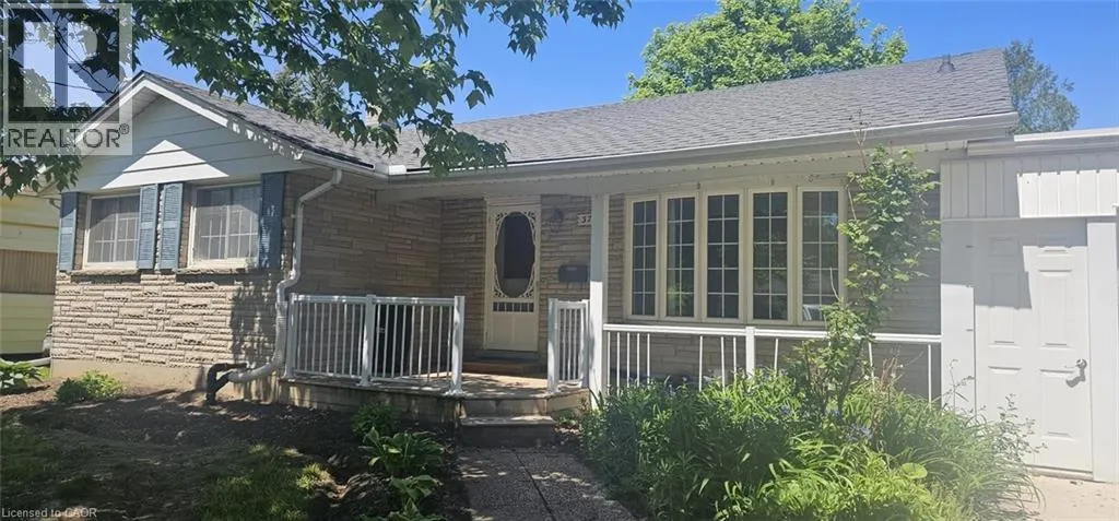 370 GREENBROOK Drive