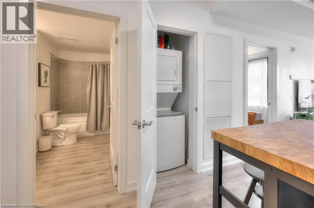 243 NORTHFIELD Drive E Unit# 204, #204