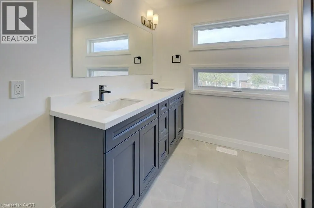 573 GUELPH Street