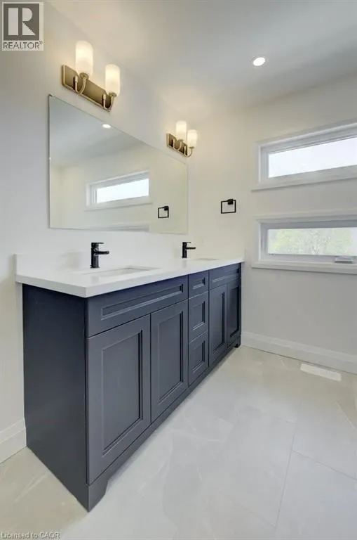 573 GUELPH Street