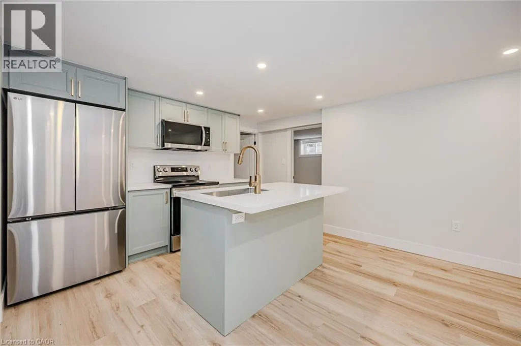 38 ENDFIELD Avenue Unit# Lower, #Lower