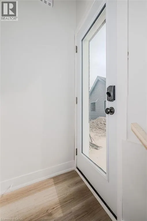 38 ENDFIELD Avenue Unit# Lower, #Lower
