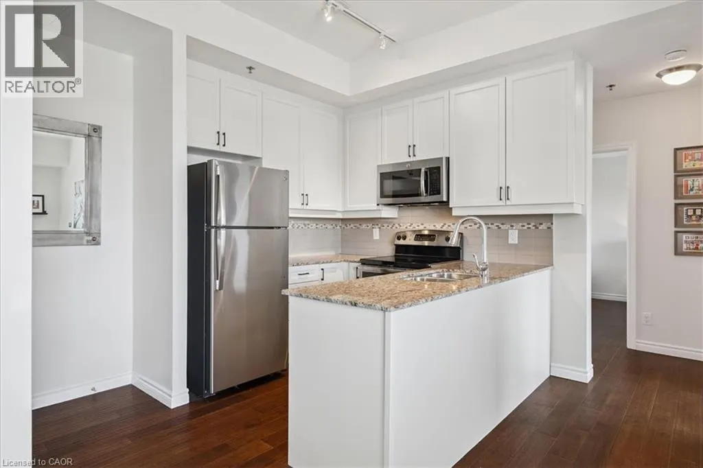 34 PLAINS Road E Unit# 501, #501