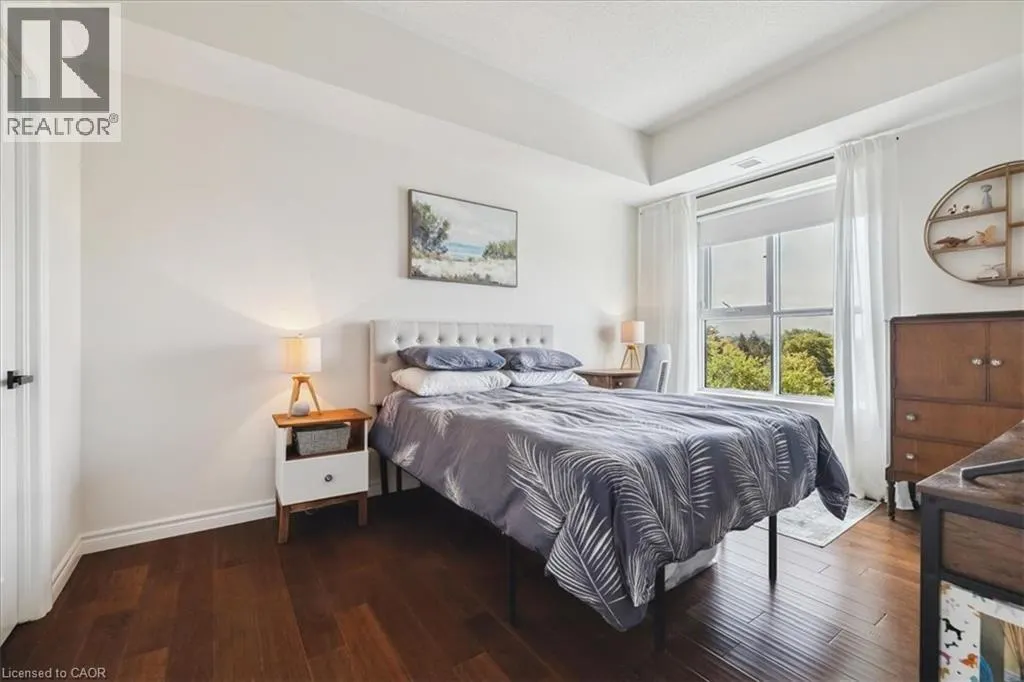 34 PLAINS Road E Unit# 501, #501