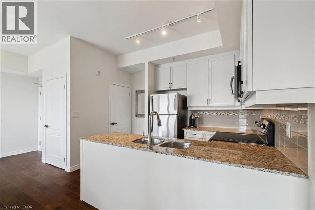 34 PLAINS Road E Unit# 501, #501