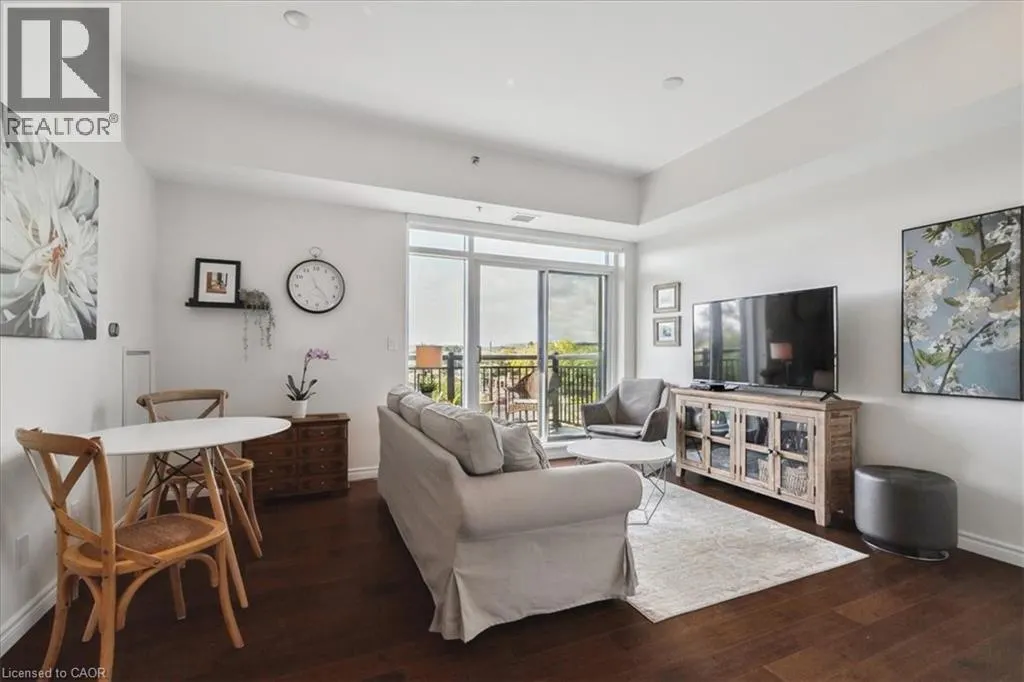 34 PLAINS Road E Unit# 501, #501