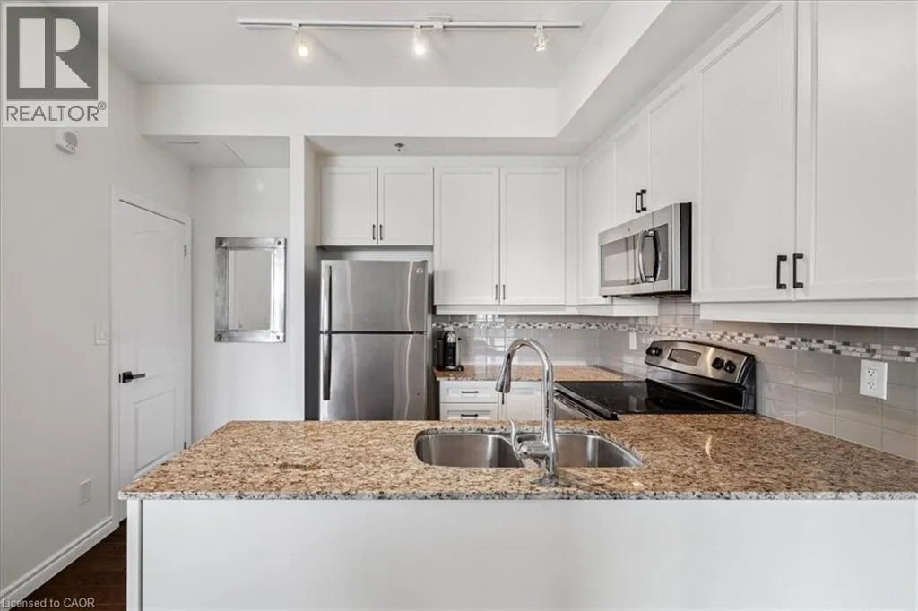 34 PLAINS Road E Unit# 501, #501