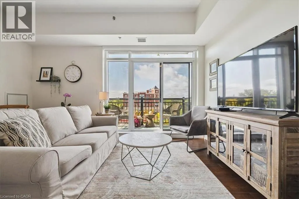 34 PLAINS Road E Unit# 501, #501
