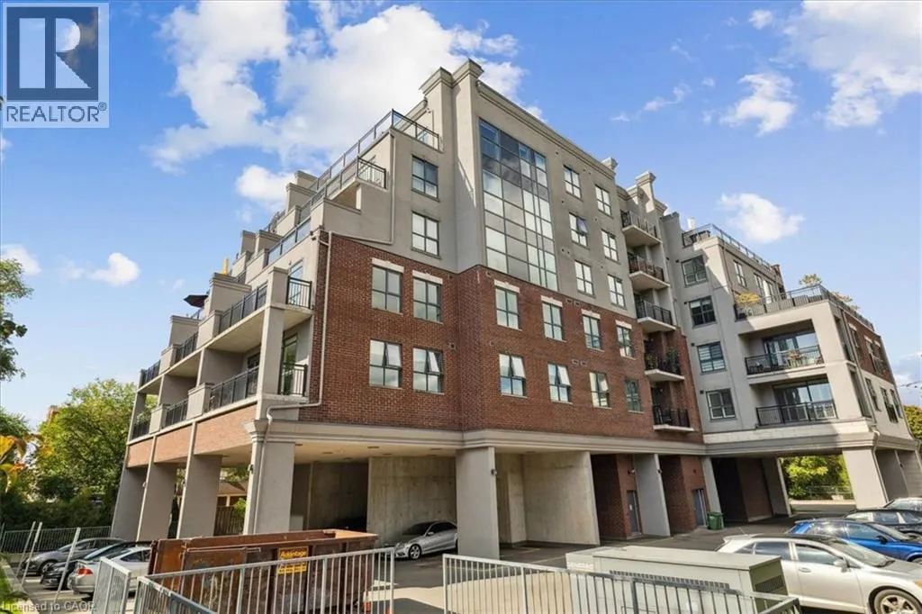 34 PLAINS Road E Unit# 501, #501