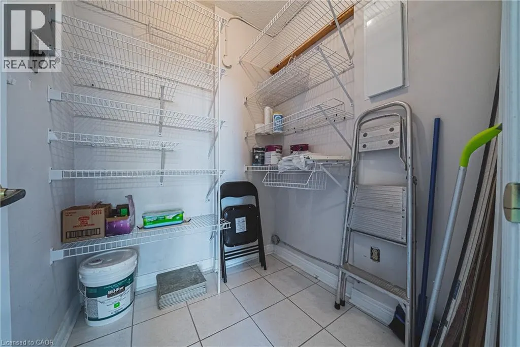 5250 LAKESHORE Road Unit# 1009, #1009