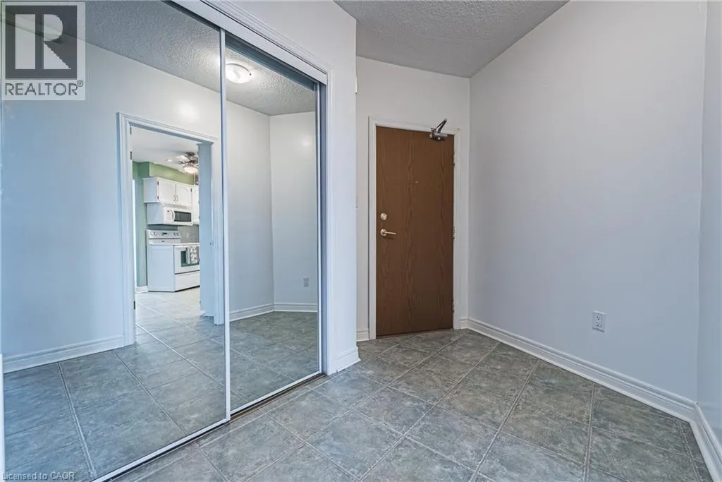 5250 LAKESHORE Road Unit# 1009, #1009