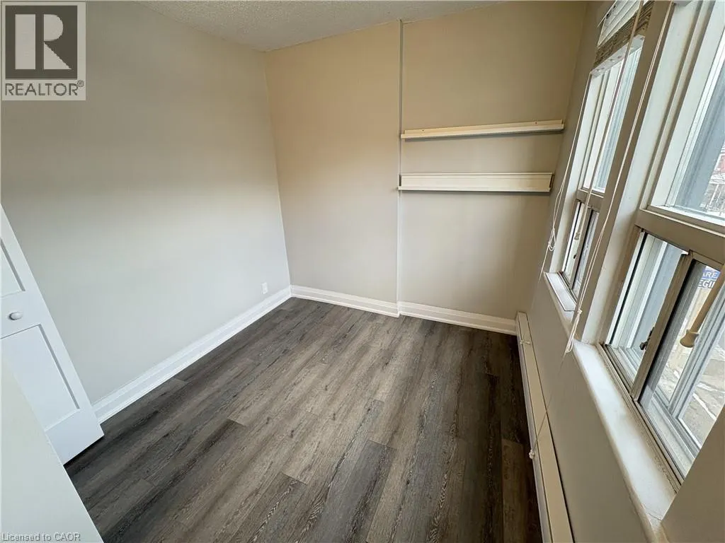 81 GIBSON Avenue Unit# 2, #2