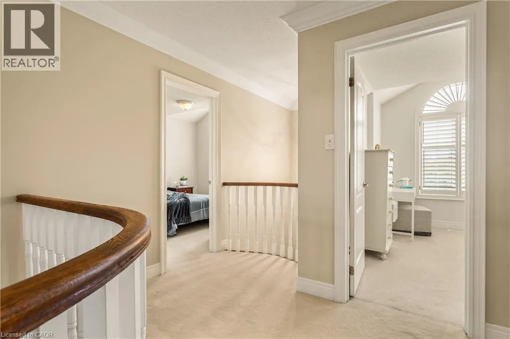 2135 DEVONSHIRE Crescent