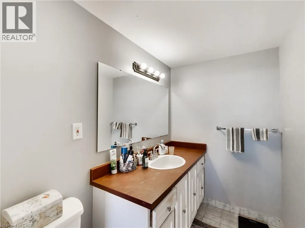 30 HARRISFORD Street Unit# 405, #405