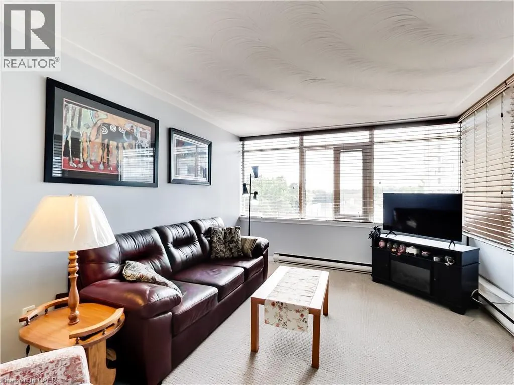 30 HARRISFORD Street Unit# 405, #405