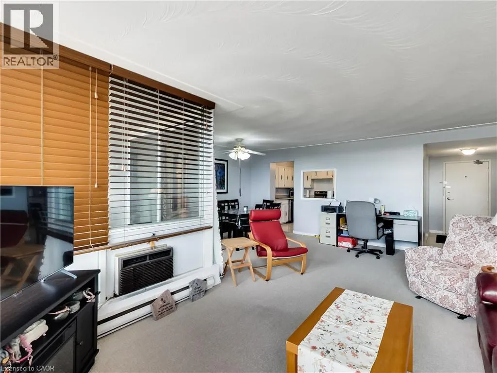 30 HARRISFORD Street Unit# 405, #405