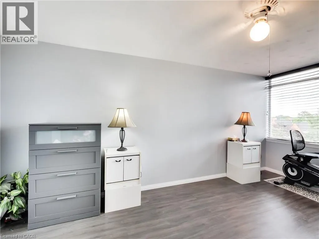 30 HARRISFORD Street Unit# 405, #405