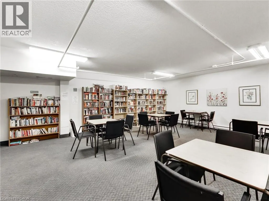 30 HARRISFORD Street Unit# 405, #405