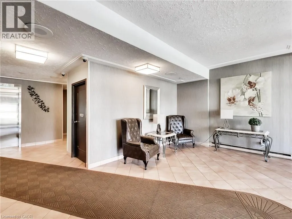 30 HARRISFORD Street Unit# 405, #405