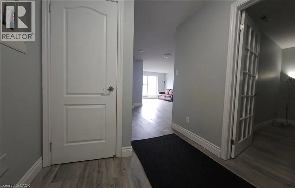 135 JAMES Street S Unit# 1110, #1110