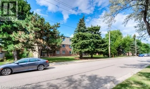 30 AVALON Place Unit# 211, #211