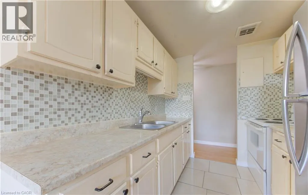 30 AVALON Place Unit# 211, #211