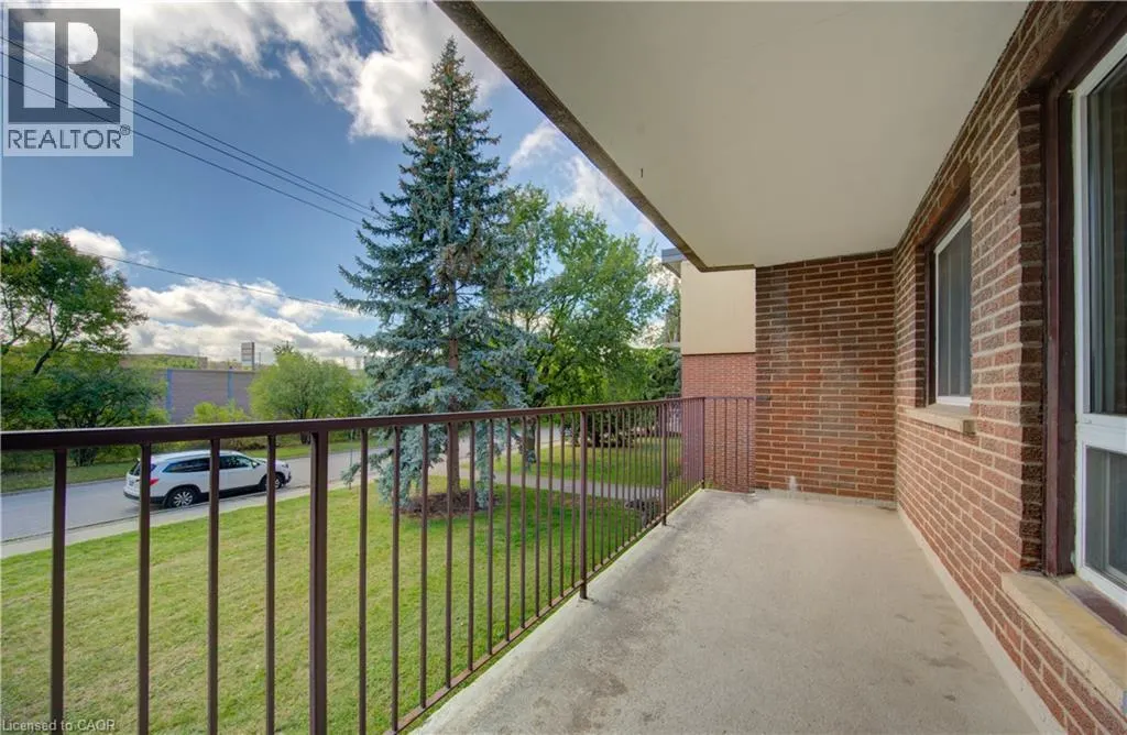 30 AVALON Place Unit# 211, #211