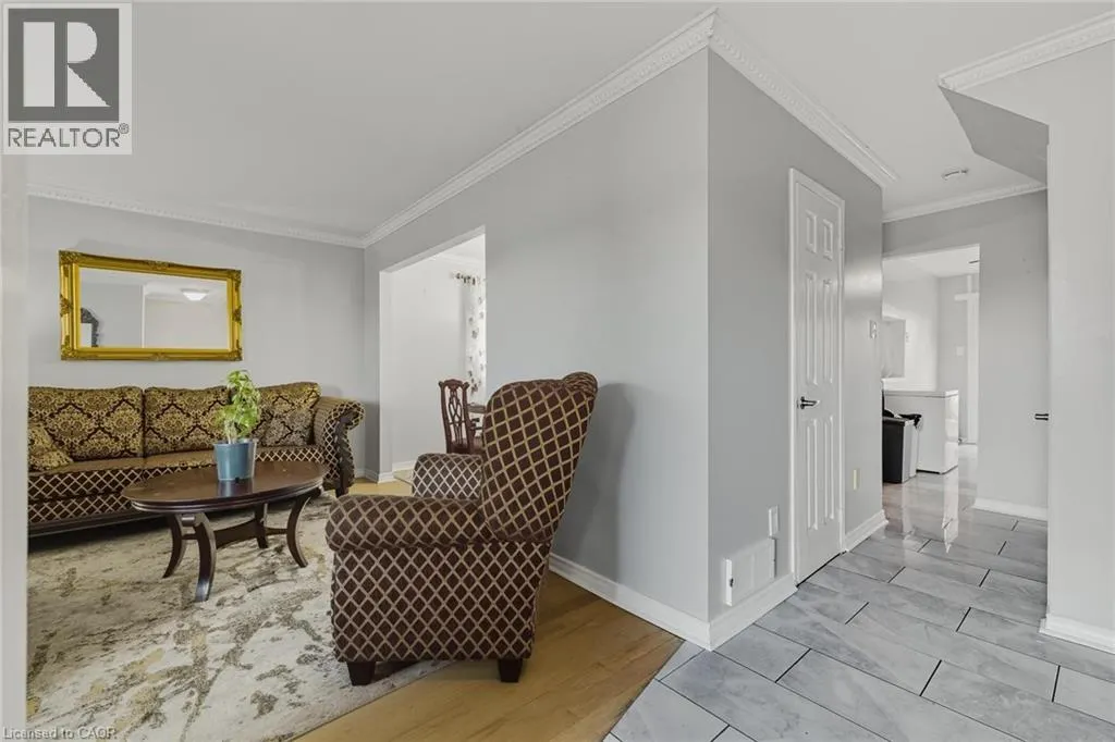 2 BLACKBURN Crescent