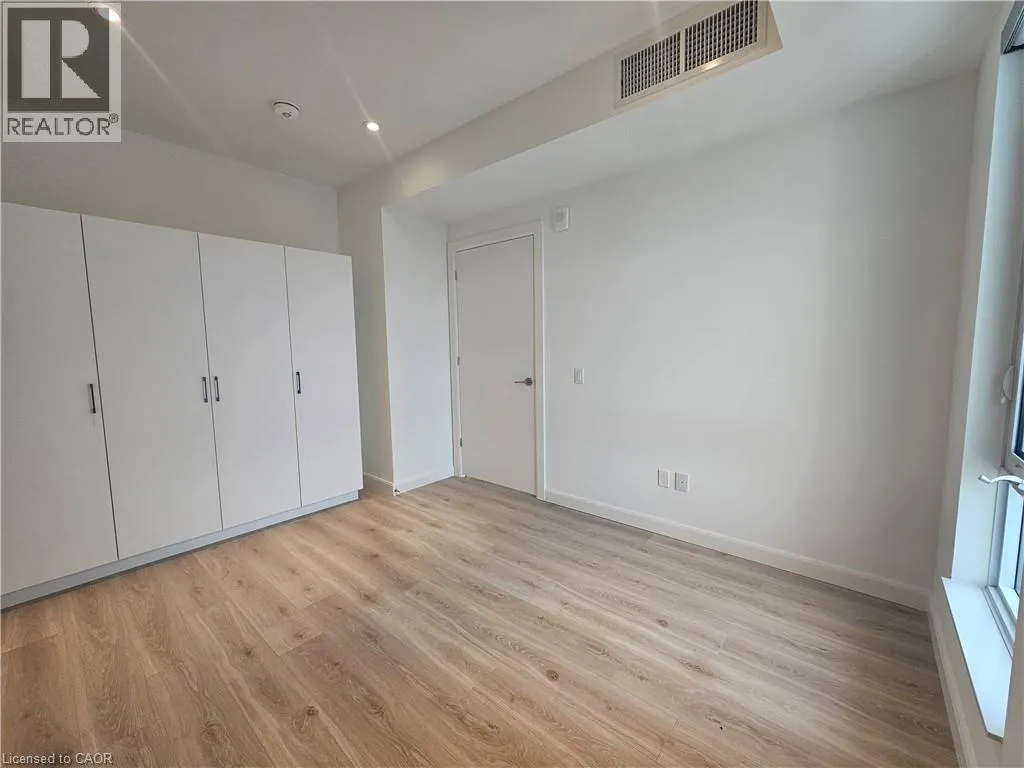 741 KING Street W Unit# 1705, #1705