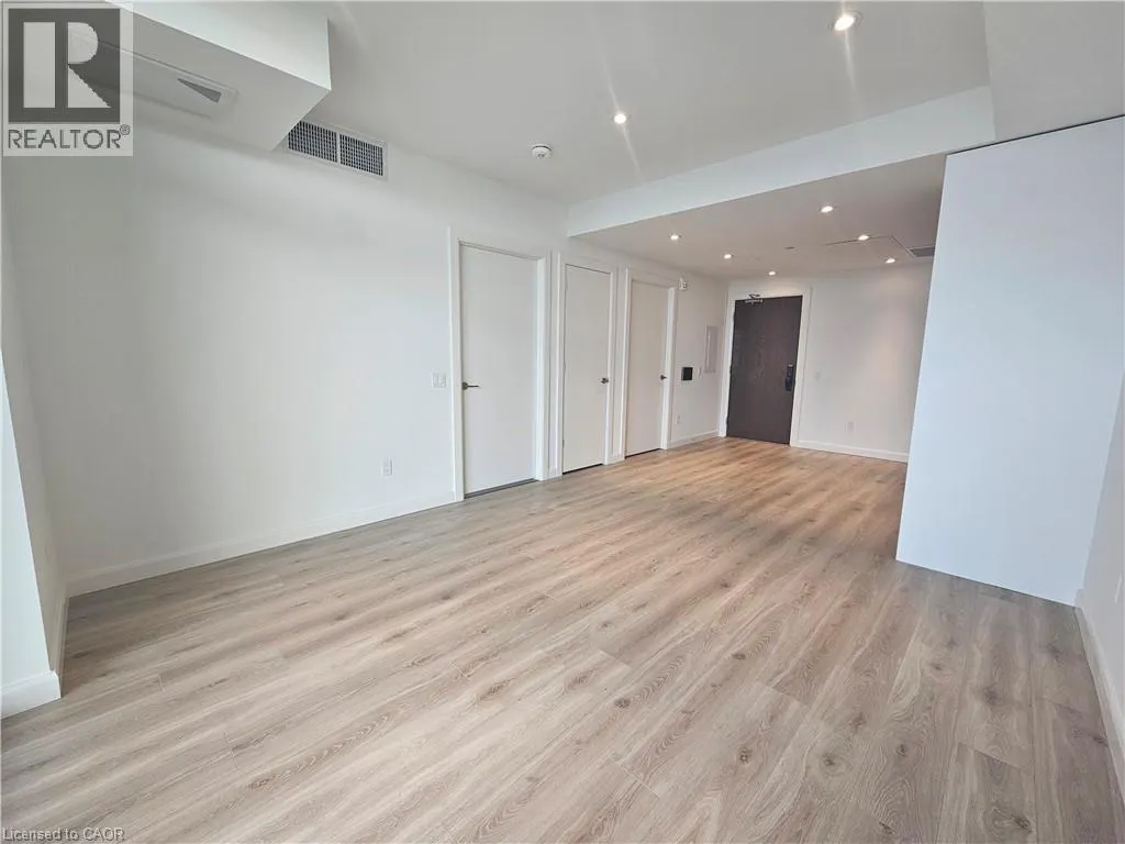 741 KING Street W Unit# 1705, #1705