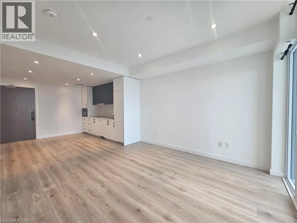 741 KING Street W Unit# 1705, #1705