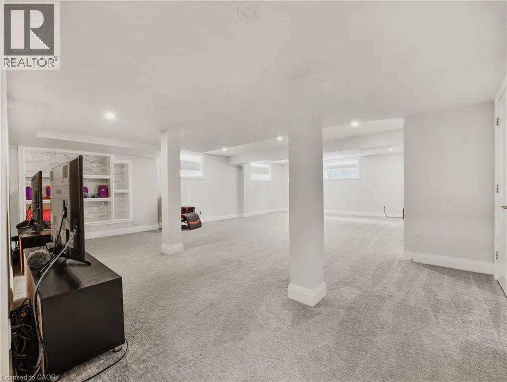 75 MONARCH WOODS Drive