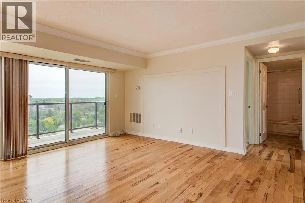 237 KING Street W Unit# 901, #901