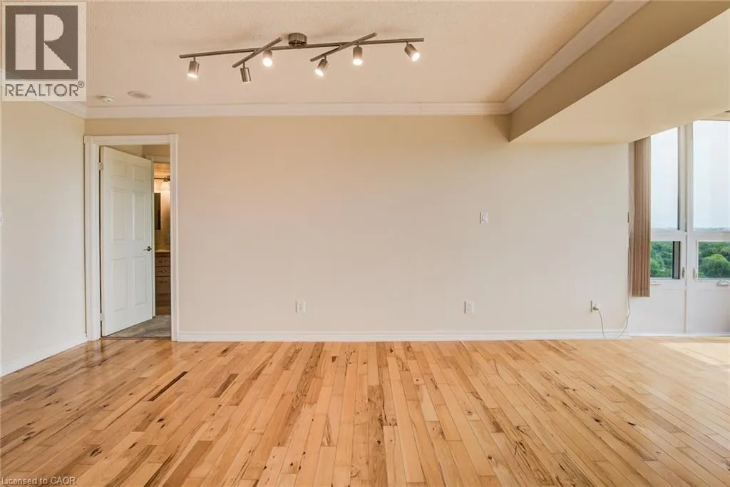 237 KING Street W Unit# 901, #901