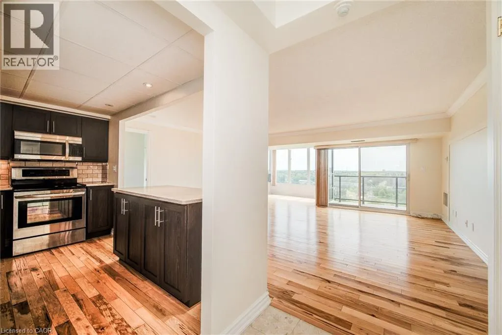 237 KING Street W Unit# 901, #901