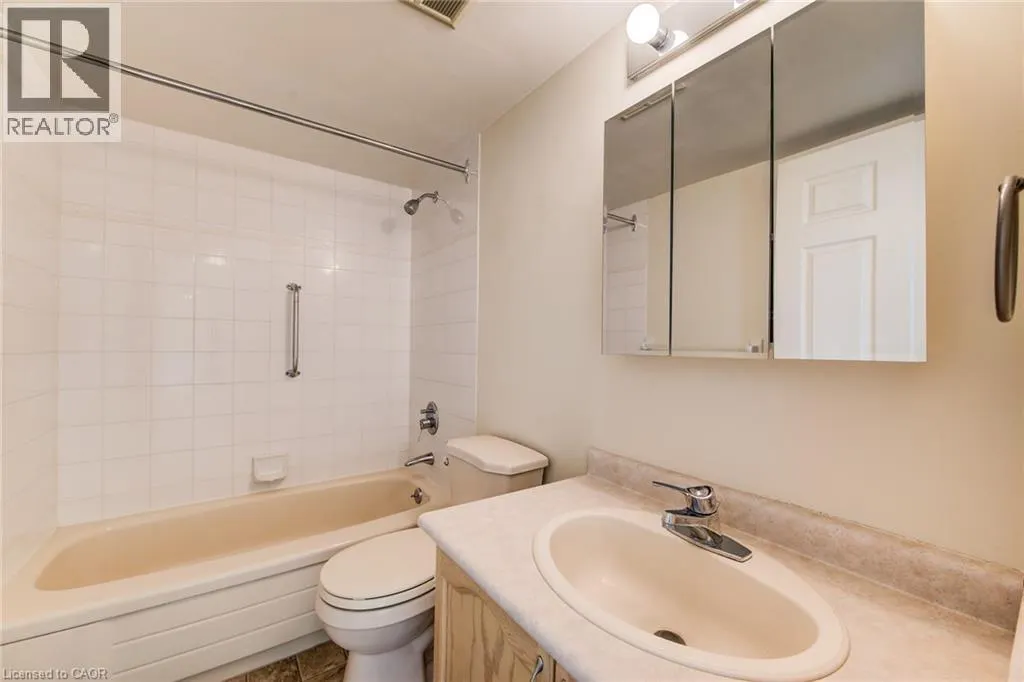 237 KING Street W Unit# 901, #901