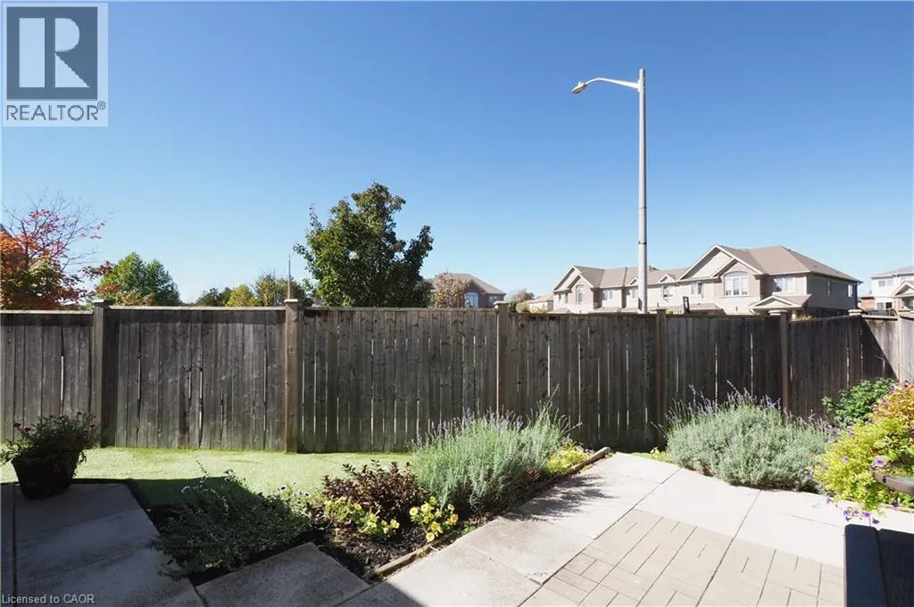 550 LANDGREN Court