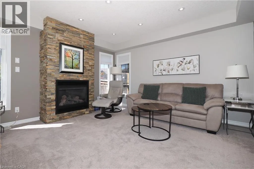 550 LANDGREN Court