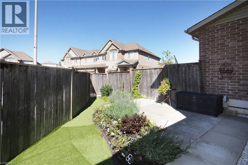 550 LANDGREN Court