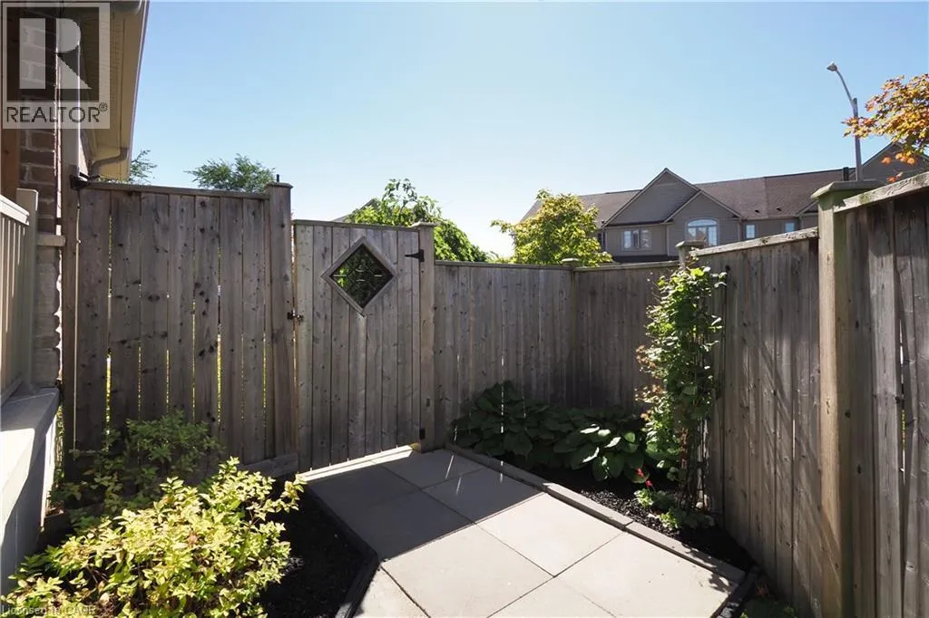 550 LANDGREN Court