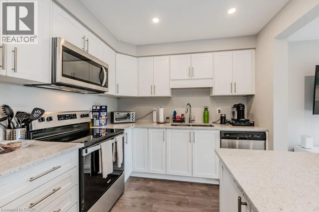 86 ERBSVILLE Court Unit# 14, #14