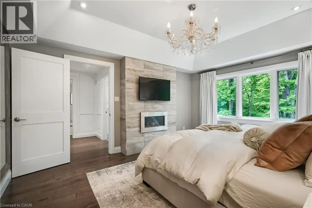 61 OAK KNOLL Drive