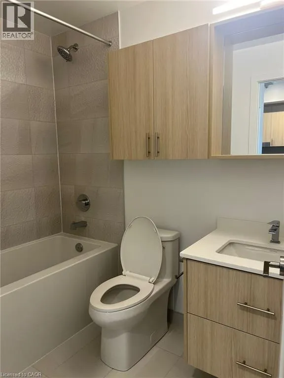 5081 HURONTARIO Street Unit# 110, #110