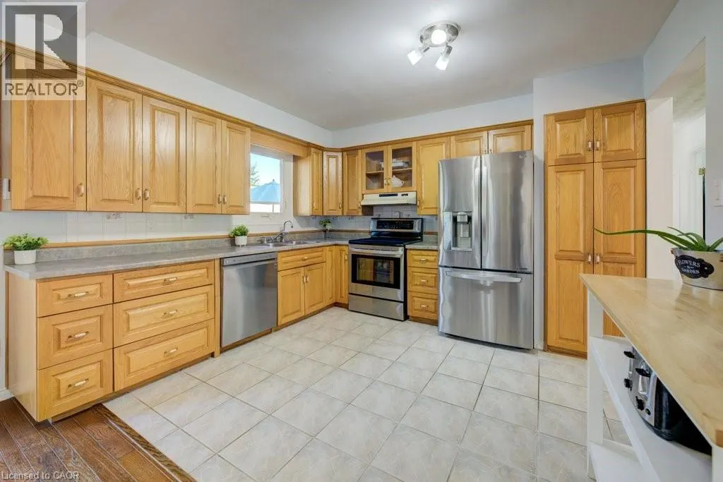 144 LAURENTIAN Drive