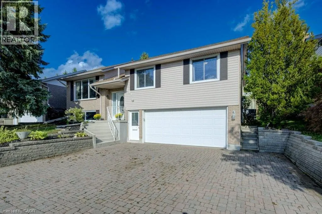 144 LAURENTIAN Drive