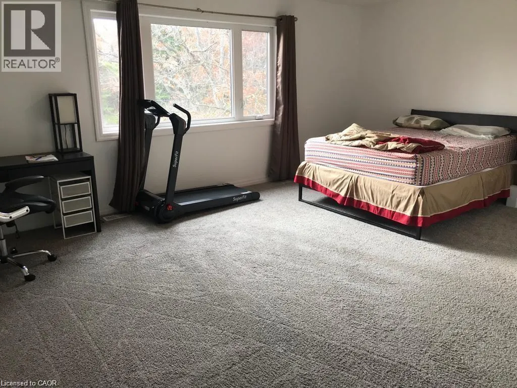 135 HARDCASTLE Drive Unit# 7, #7