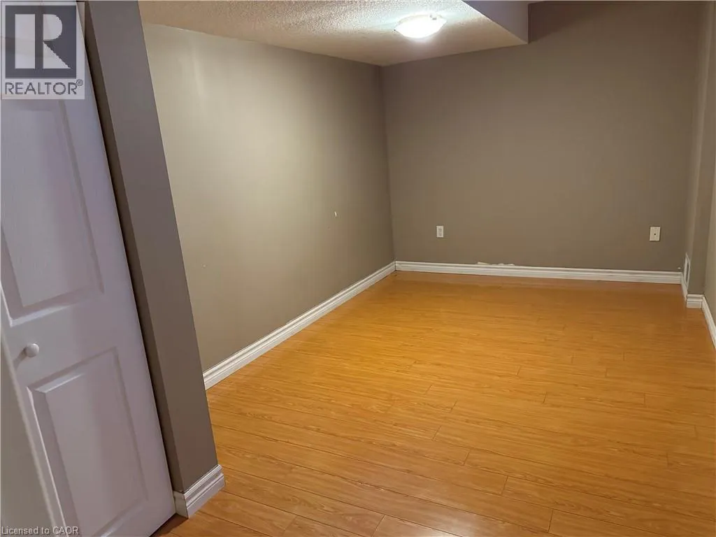 355 HAVENDALE Crescent