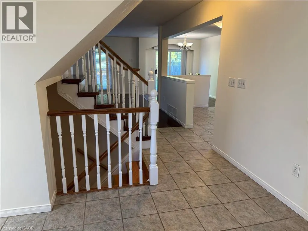355 HAVENDALE Crescent
